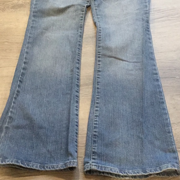 Jean Femme Aeropostale Hailey - Coupe évasée 7/8 - Poche à Clous Bling - Taille Normale